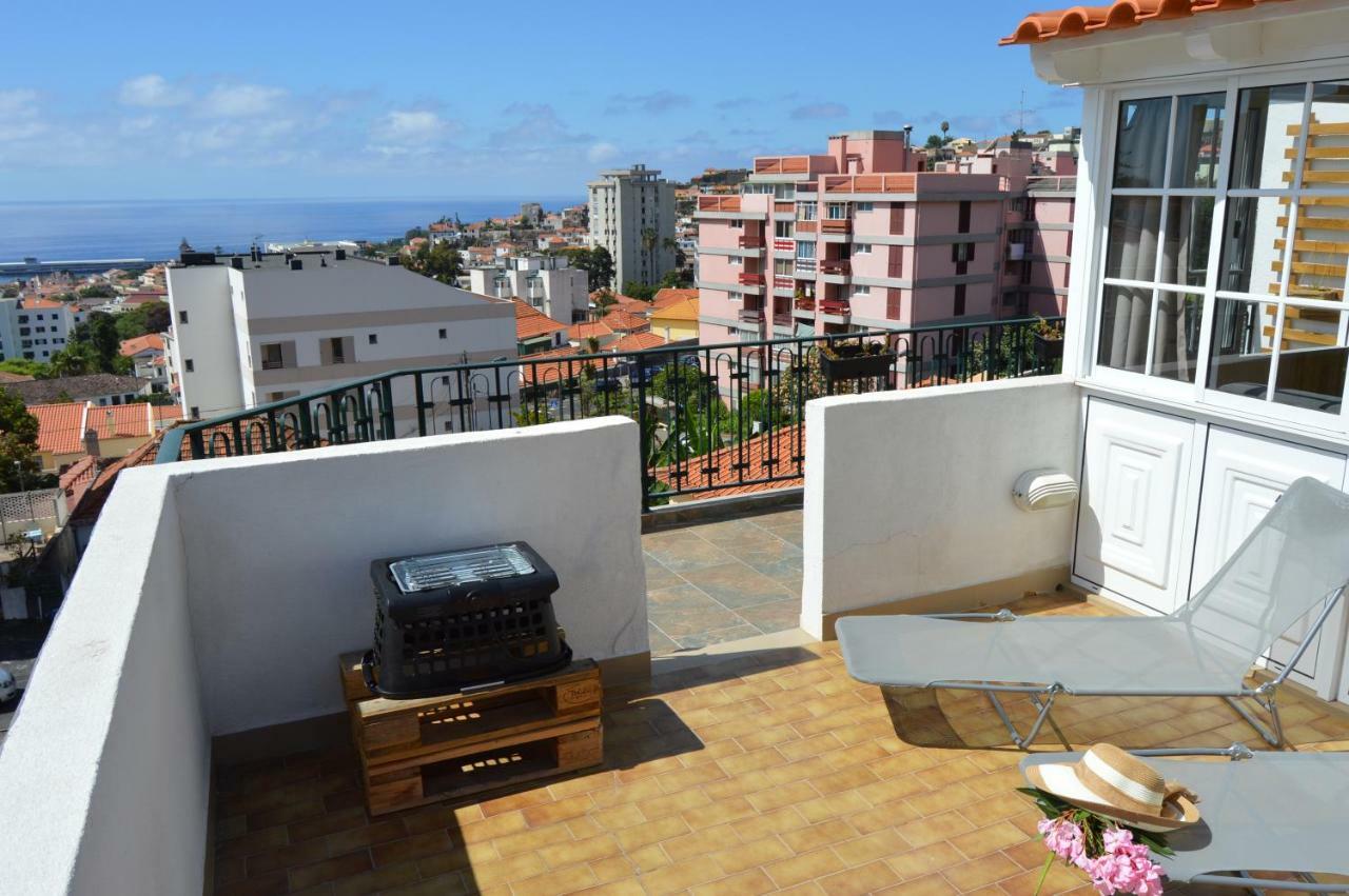 Top Floor With Balcony In Funchal Esterno foto